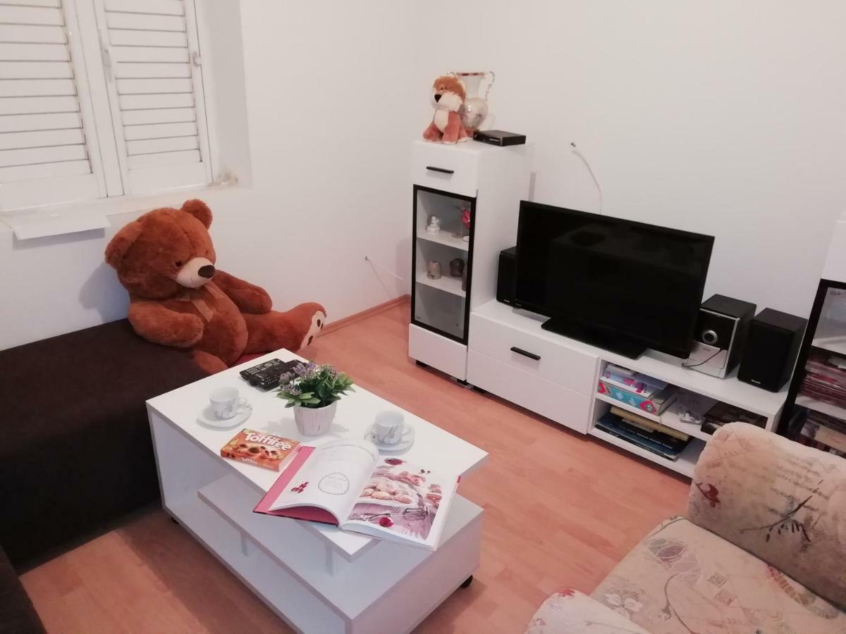 Apartman Radic Ston Buitenkant foto