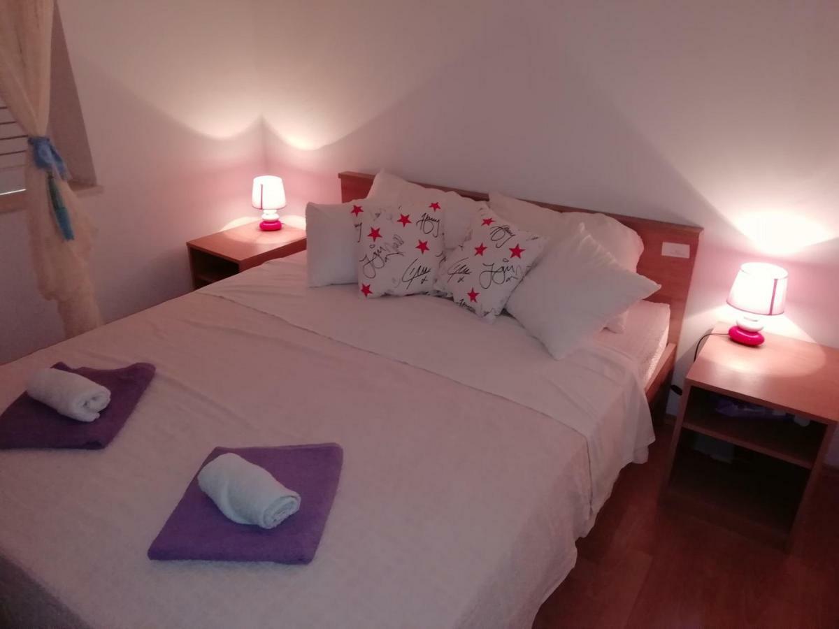 Apartman Radic Ston Buitenkant foto